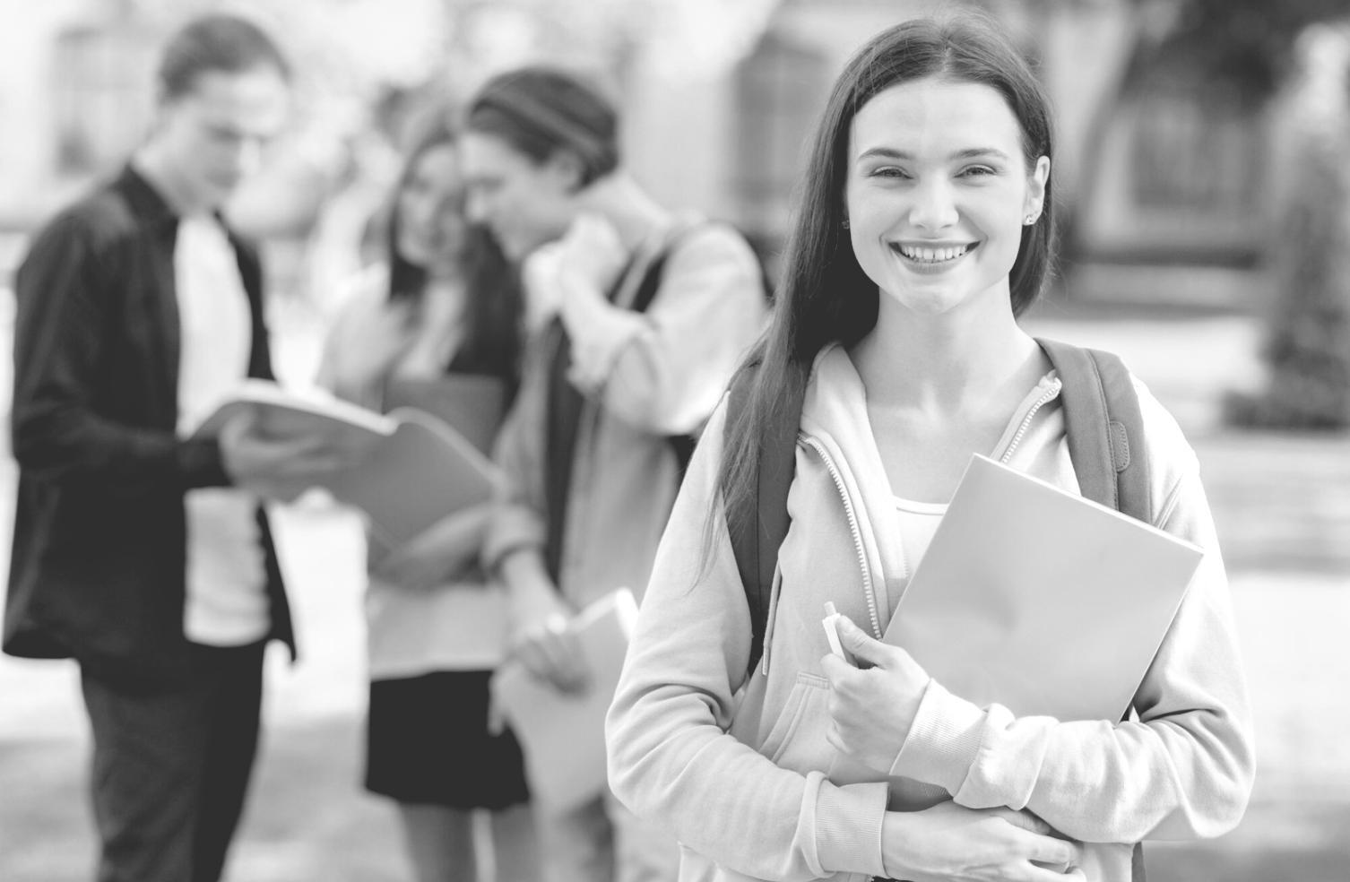 Spazio di lavoro lonexiravo con analisi SEO e strumenti digitali